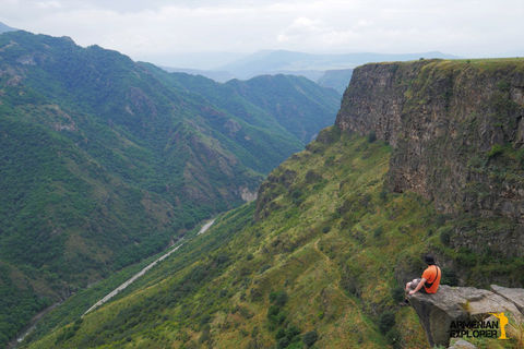 hiking in armenia, trekking in armenia, hiking and trekking, travel armenia, armenia tours, armenia tour packages, armenia outdoor tours