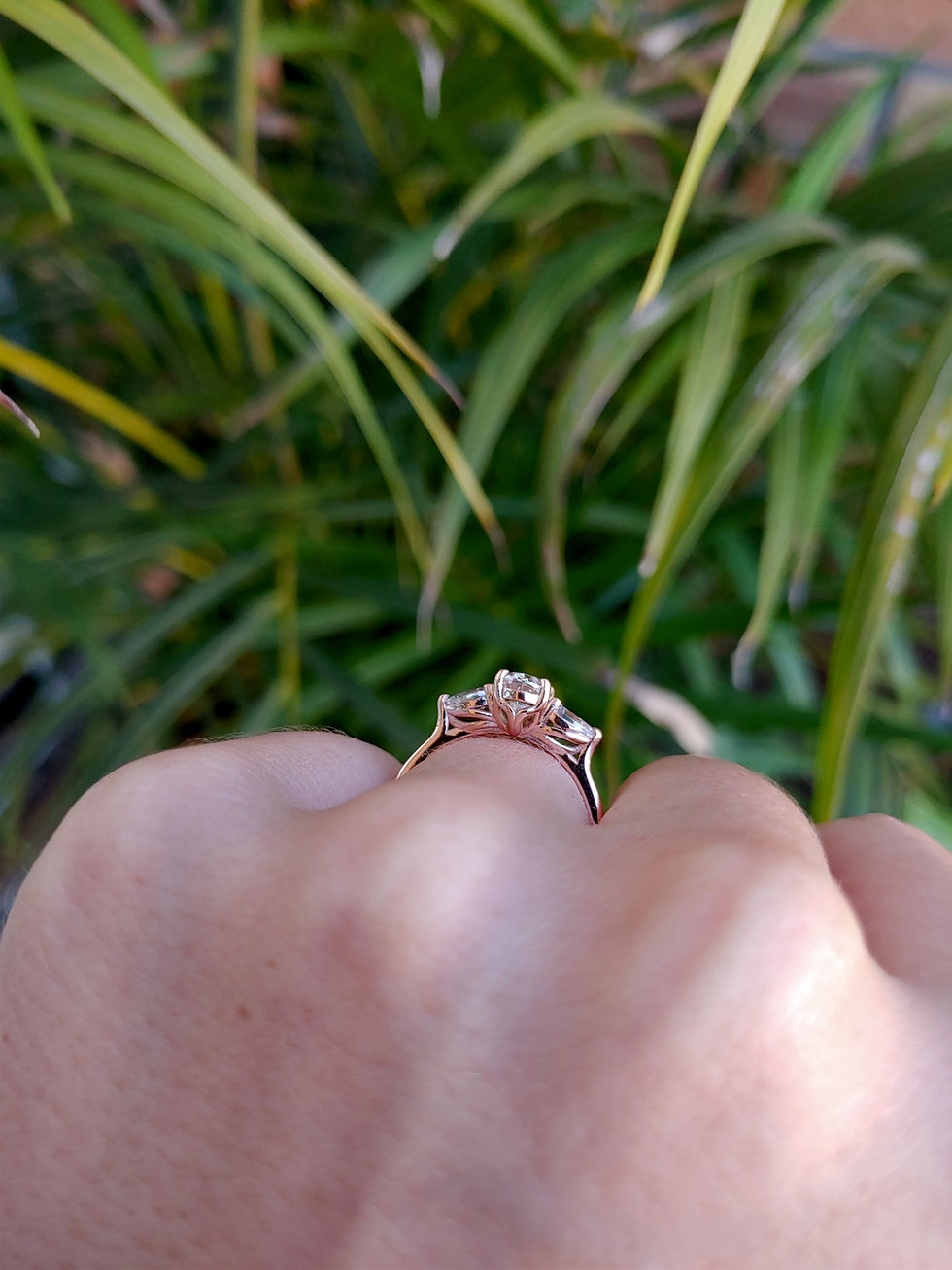 Thumbnail: Oval and Pear Trilogy in 9ct Gold Ring