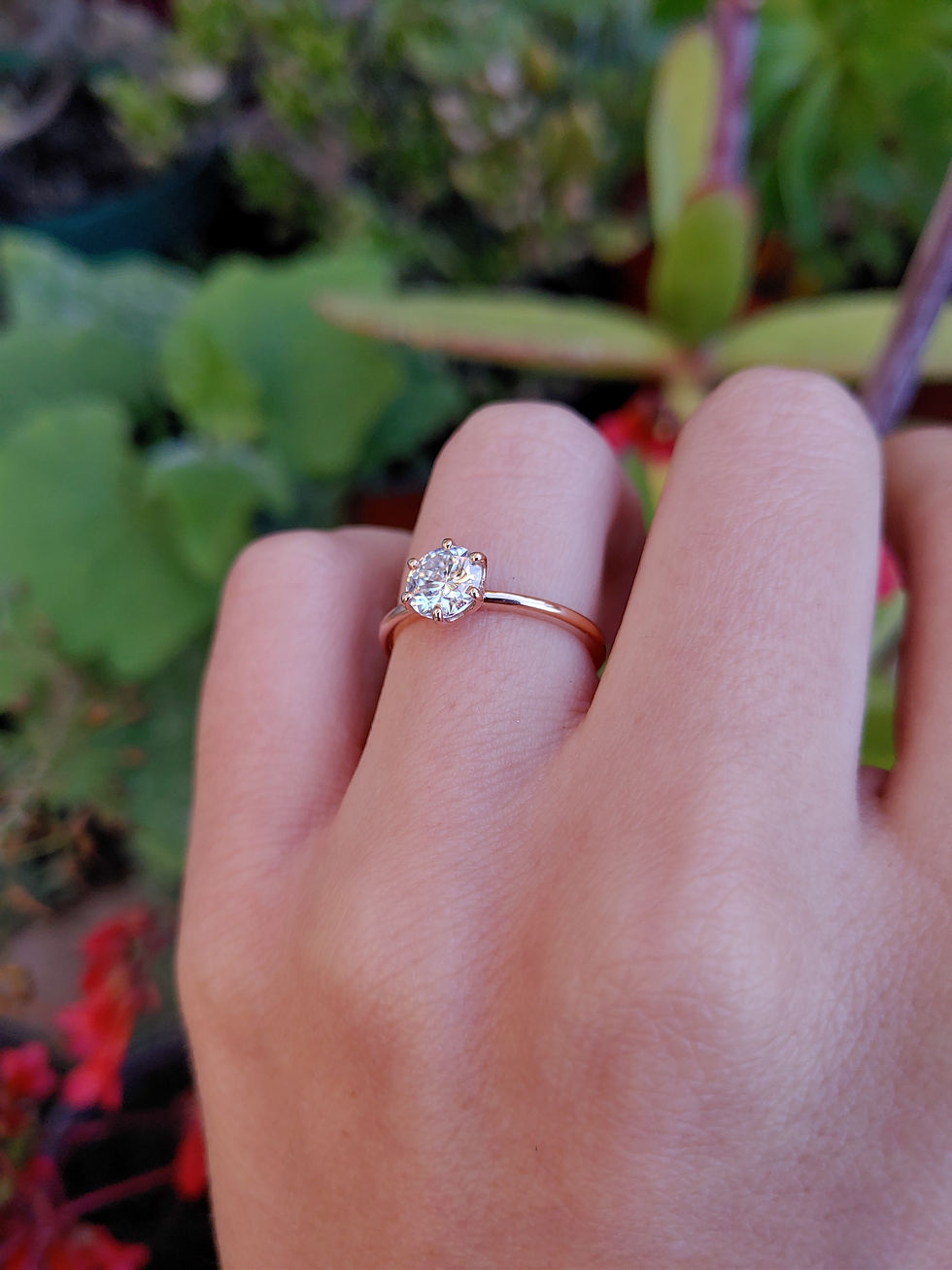 Thumbnail: Round Floral Solitaire 9ct Gold Ring