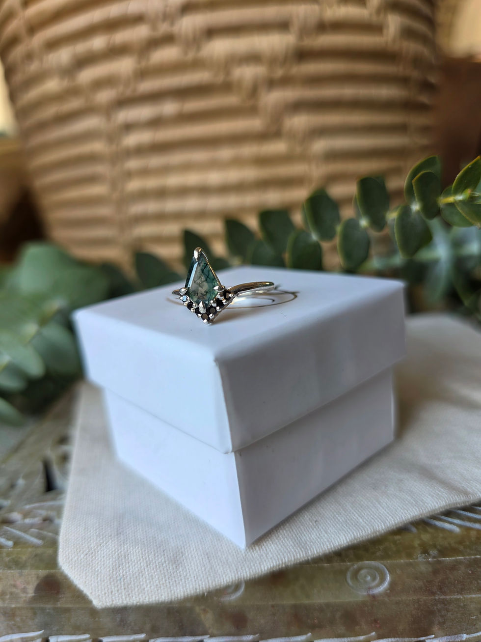 Thumbnail: Kite Moss Agate and black Spinel in SilverRing