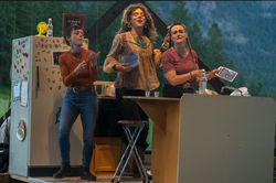 Blackhorse (2022) Caravan Farm Theatre