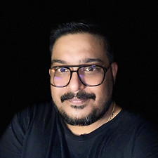 Anubhav-Sinha-Pic.jpg