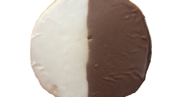 Black & White Cookie (1 Dozen)
