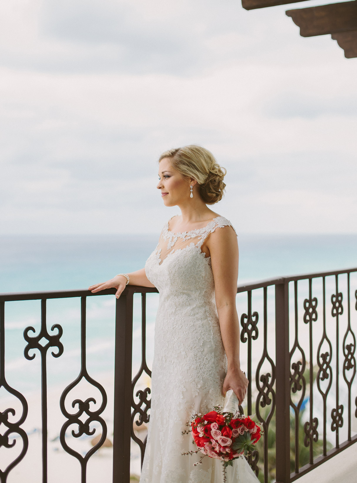 bridal portraits on a balcony