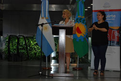 52365660_416713295766642_447125897030821