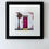 Miniatura: Puerta magenta en pared blanca (20 x 20 cms)
