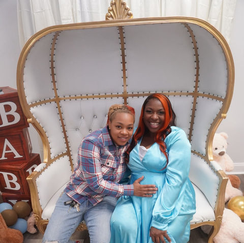 Baby shower photo in white throne chair at Memoir Event & Studio event venue.