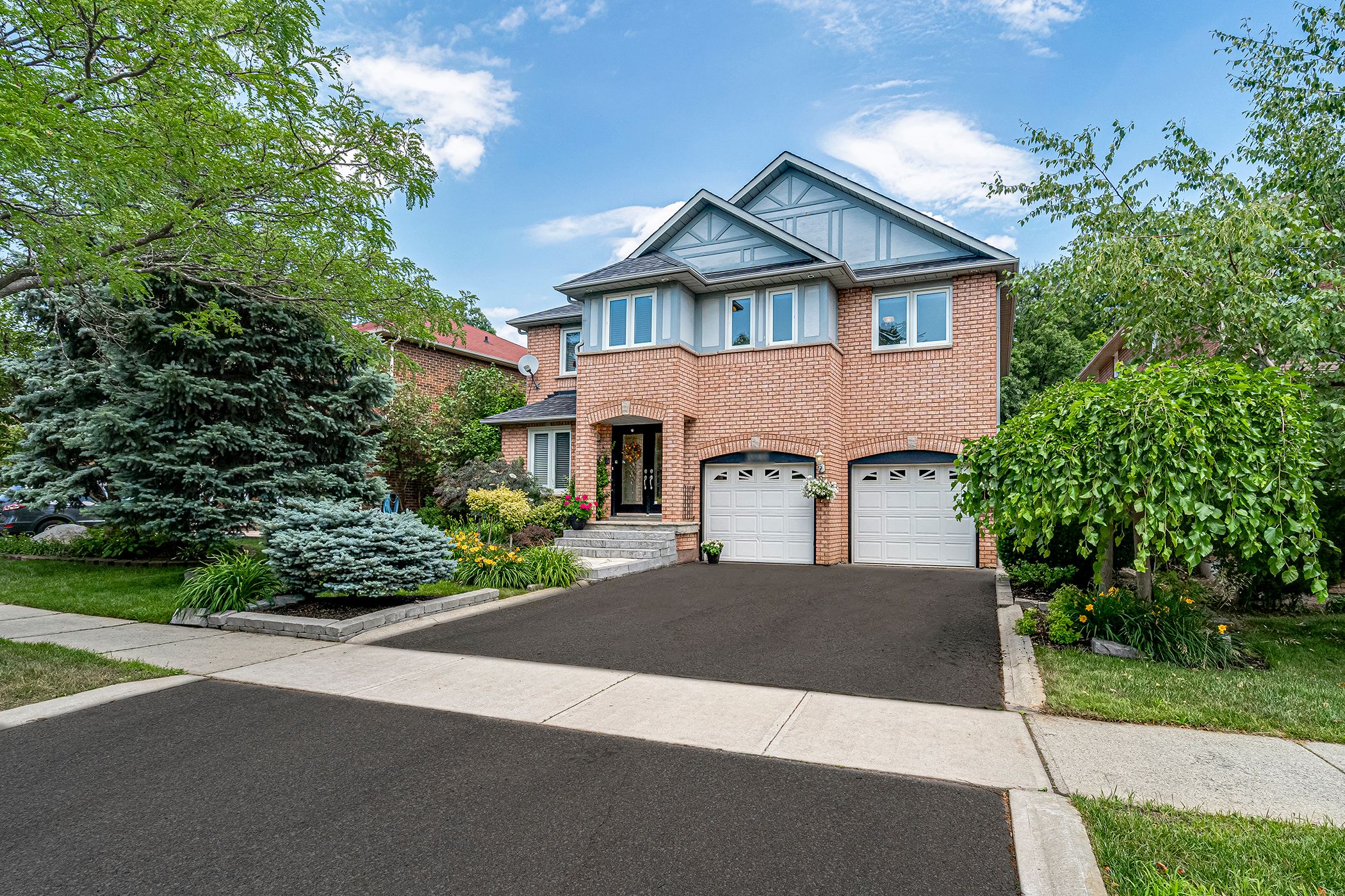 Mississauga Student Residences Colonial House