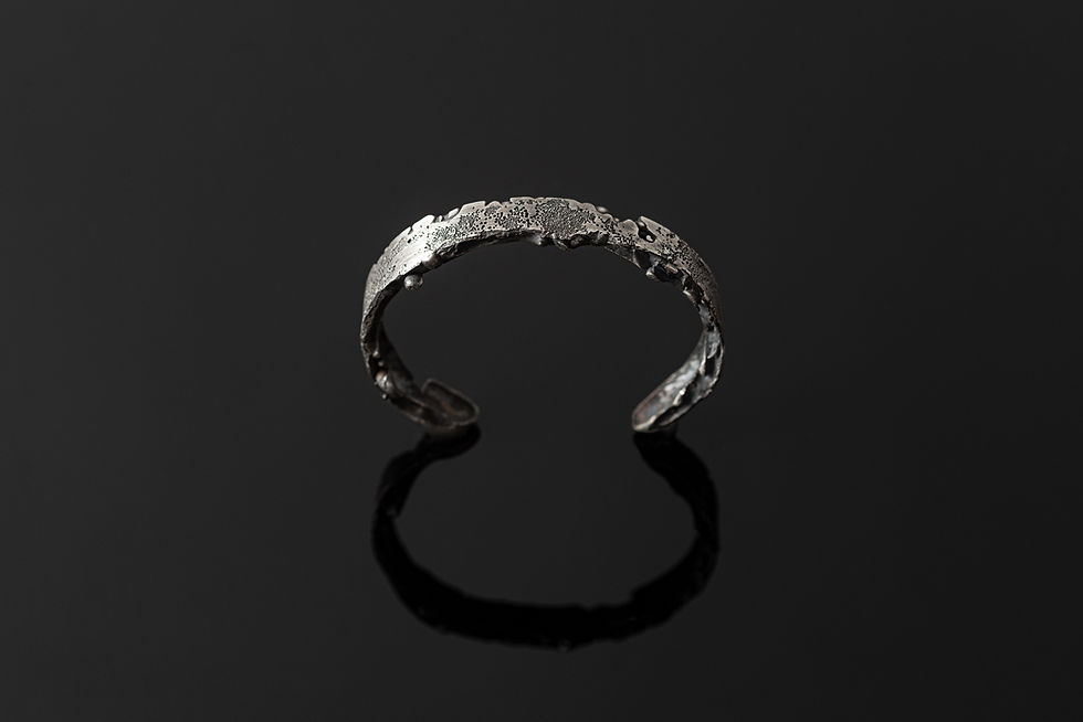 Thumbnail: Volcanic Solid Silver Men's Bracelet - Medium