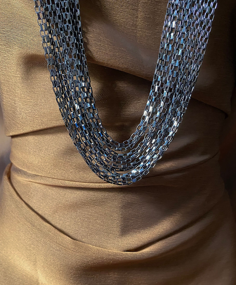 Thumbnail: Night in Blue Cascade Necklace
