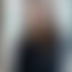 なぜ若い女性は「年上すぎる男性」を避けるのか