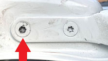 2023.10.16 [Screw Rescue Report] Hilux Tailgate Screw
