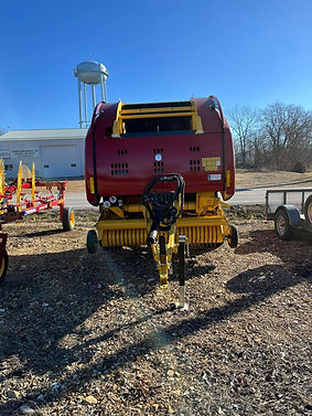 2022 - RB450 New Holland Baler - Dry - used 1 year 50 bales, net & twine, no sensor  $44,900.00