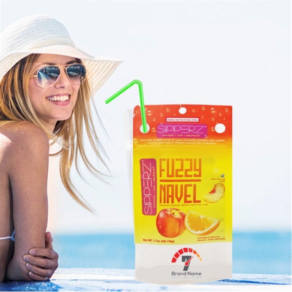 Women in hat at pool with Sipperz pouch