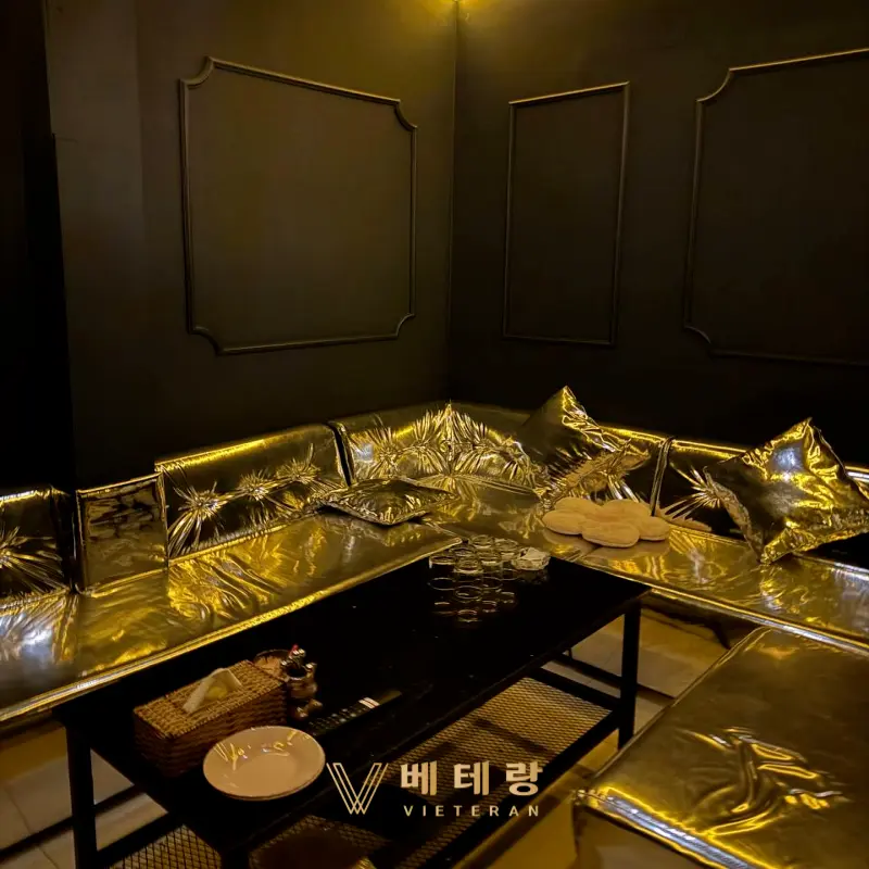 호치민 초이스 바 내부 룸