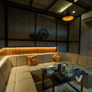 호치민 넘버원 가라오케 룸