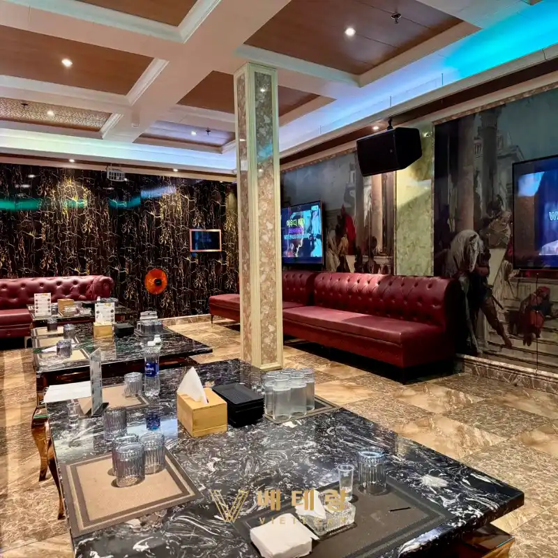 다낭 아우디 가라오케 내부 룸 사진