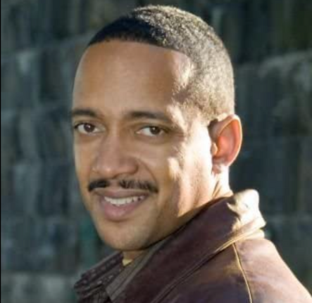 Christopher Mann.png