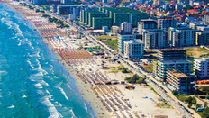 Litoralul românesc se pregătește pentru un aflux record de turiști în minivacanța de Rusalii 2025