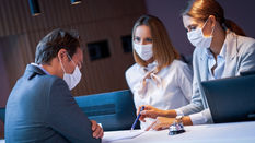 Valul 4: Impunerea verificării certificatului digital pentru covid la recepţiile hotelurilor