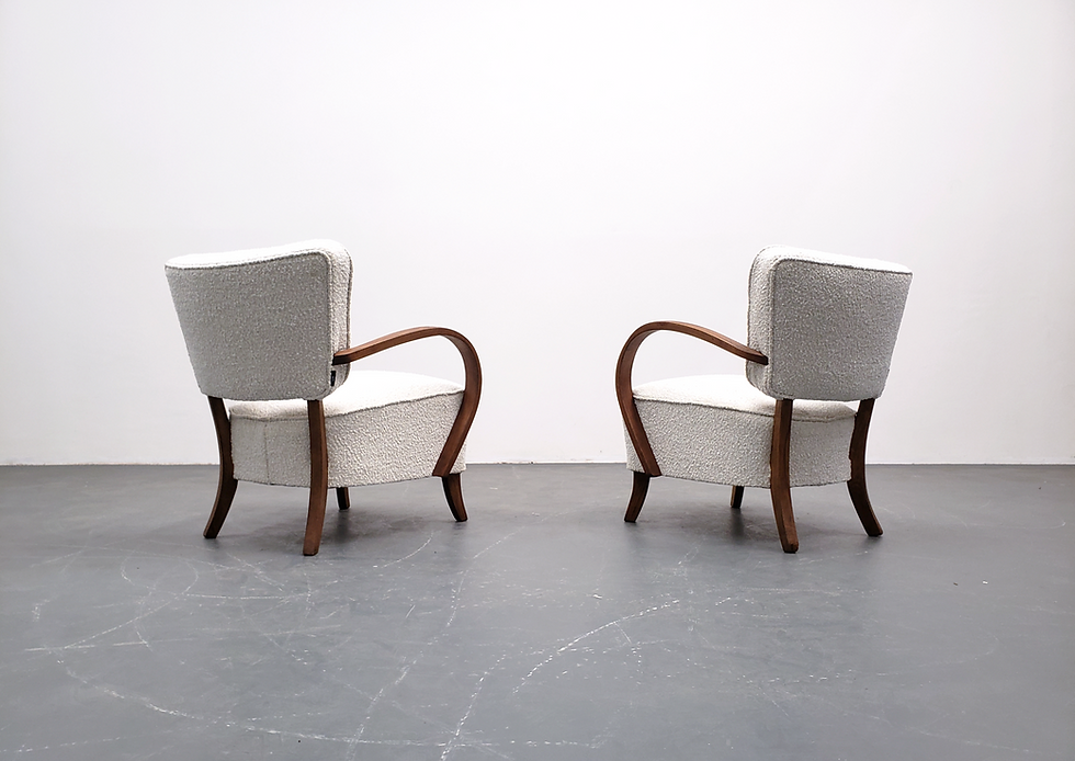 Thumbnail: 1930 Jindrich Halabala 237 Bentwood Armchair in Ivory Boucle