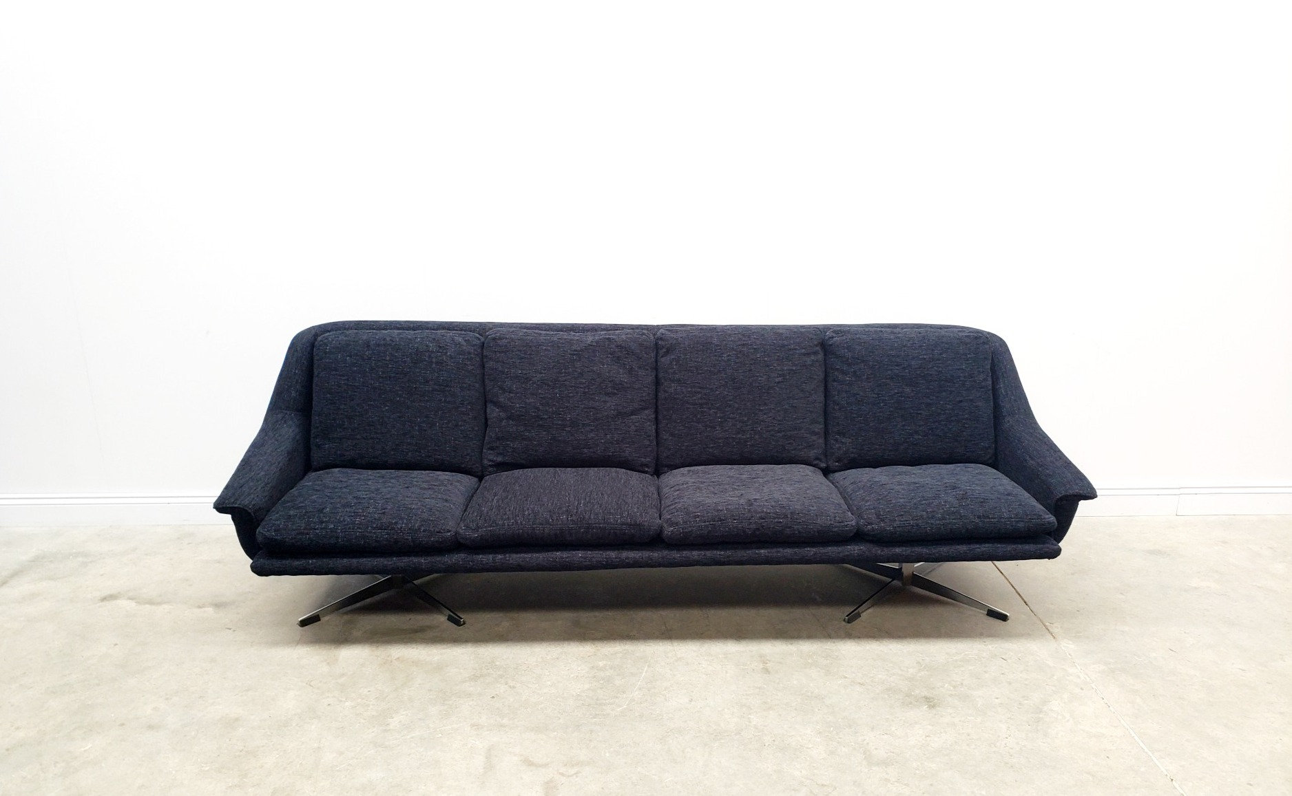 1960 danish sofa model 802 by werner langenfeld for esa in black velvet loftme