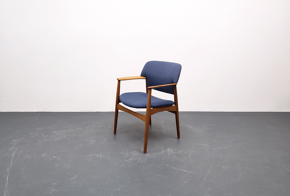 Ejnar Larsen & Aksel Bender Madsen for Fritz Hansen Chair Model 4205