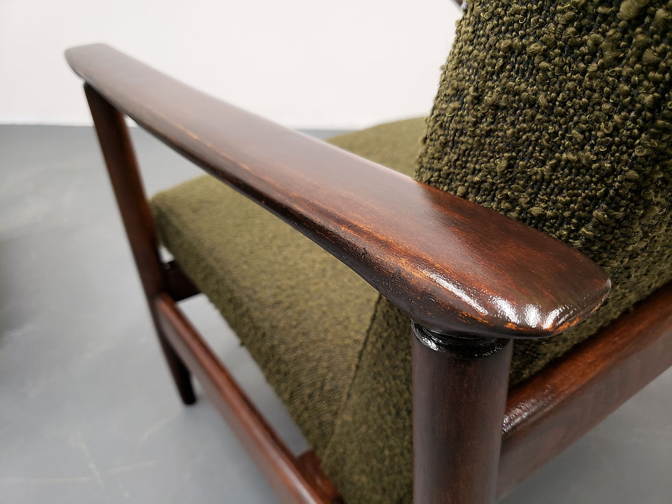 Thumbnail: 1965 Chair by Edmund Homa, Model GFM-142 in Dark Green Boucle