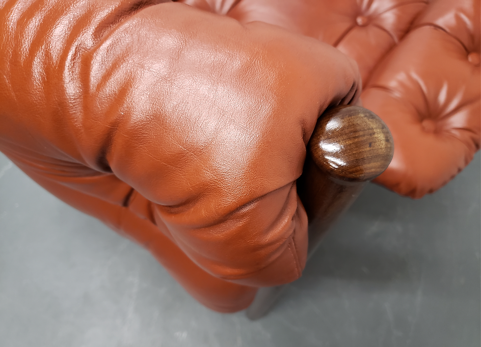 Thumbnail: Guy Rogers Santa Fe Teak Lounge Armchair in Leather