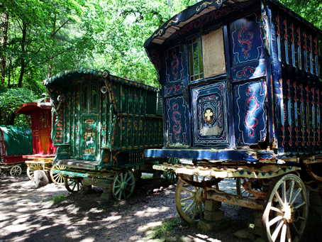 The Hearth That Travels: Roma Folklore in Transylvania