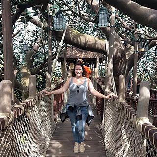 Photo du rédacteur: nuancesdemagie