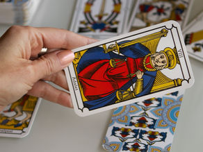 Comprendre le sens des cartes à l’endroit et à l’envers