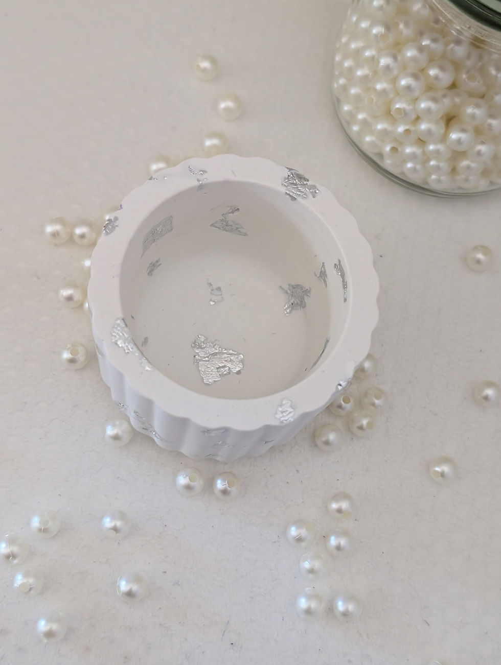 Miniature : Porte-bougie chauffe-plat rond effet côtelé – Minéra blanc et argent