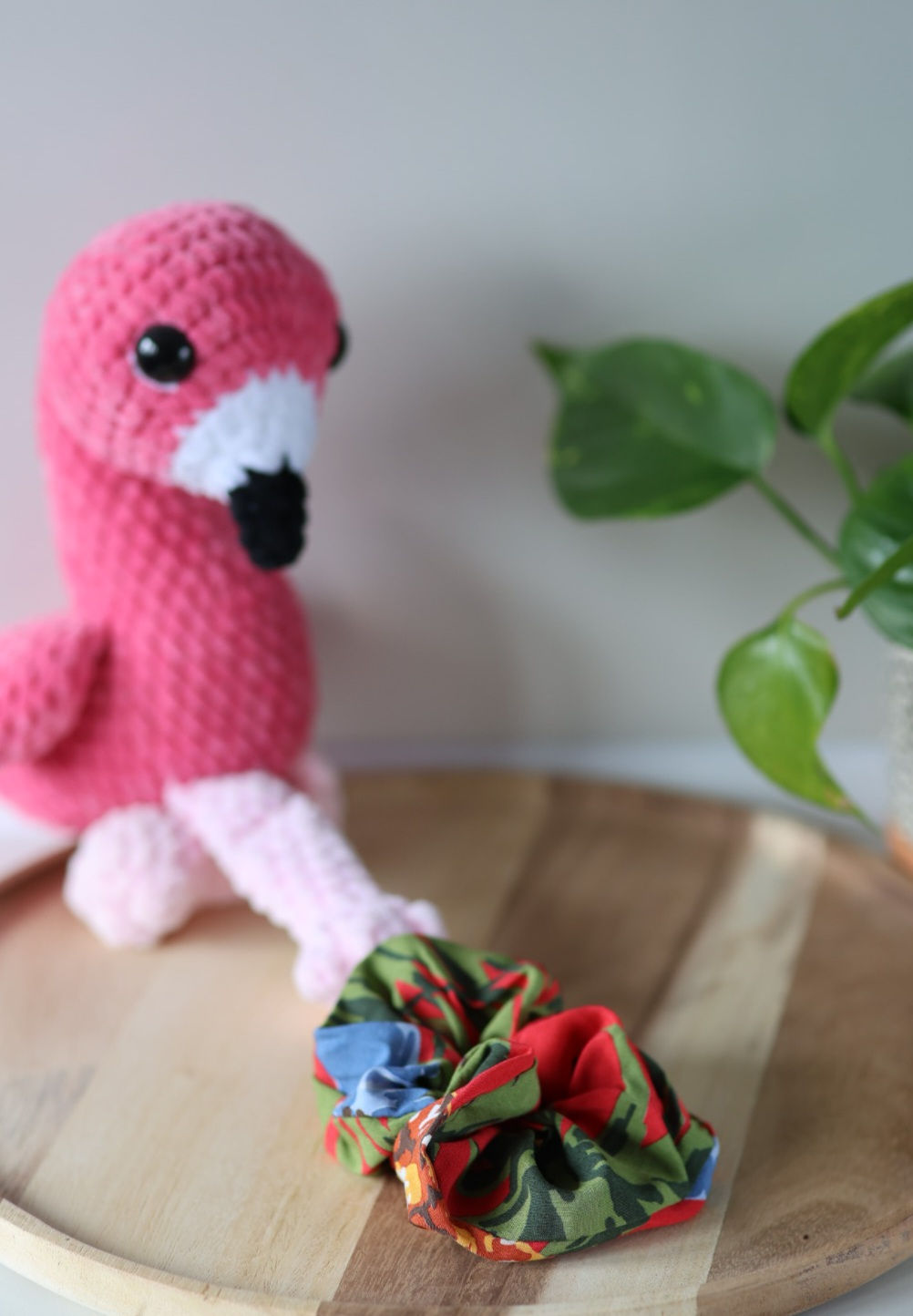Chouchou/Scrunchie - Rouge et fleuris multicolor