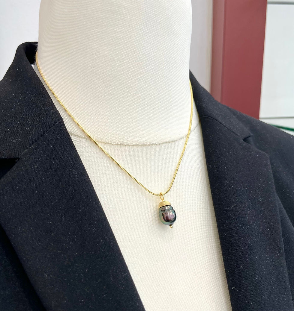 Miniaturbild: Anhänger Tahiti-Perle "Barock" Zierfassung an Kette in 925er Silber vergoldet