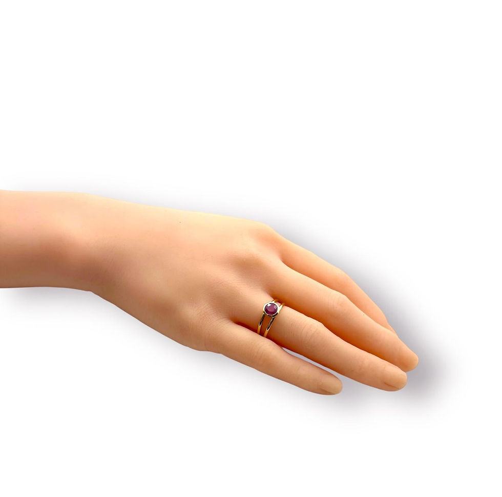 Miniaturbild: Unikat Ring in 750er Gelbgold mit Rubin/ facettiert, d = 6 mm in RW 54