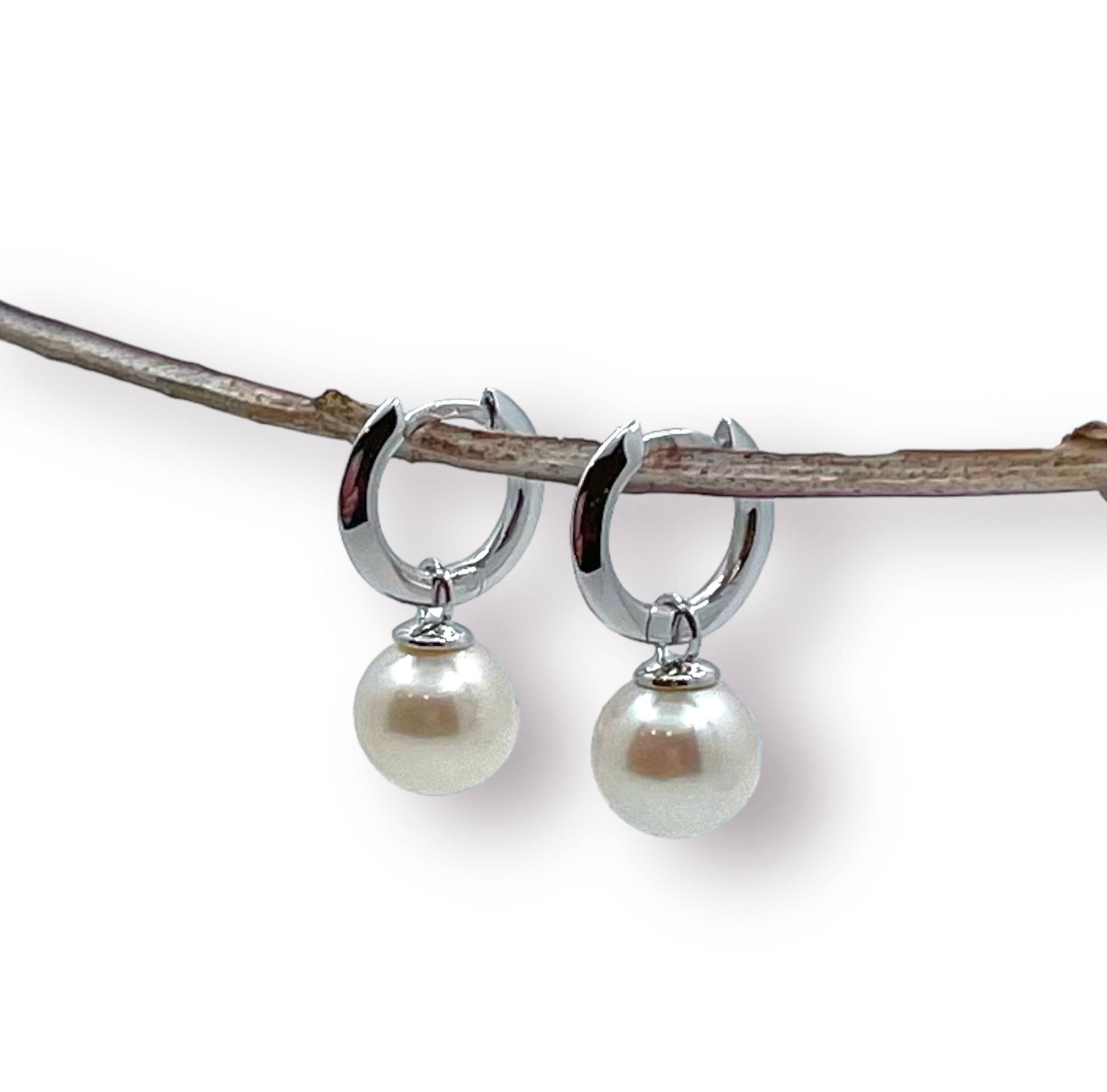 Unikat Klapp-Creolen mit Perlen Einhänger in 585er Pd Weißgold/ rhodiniert