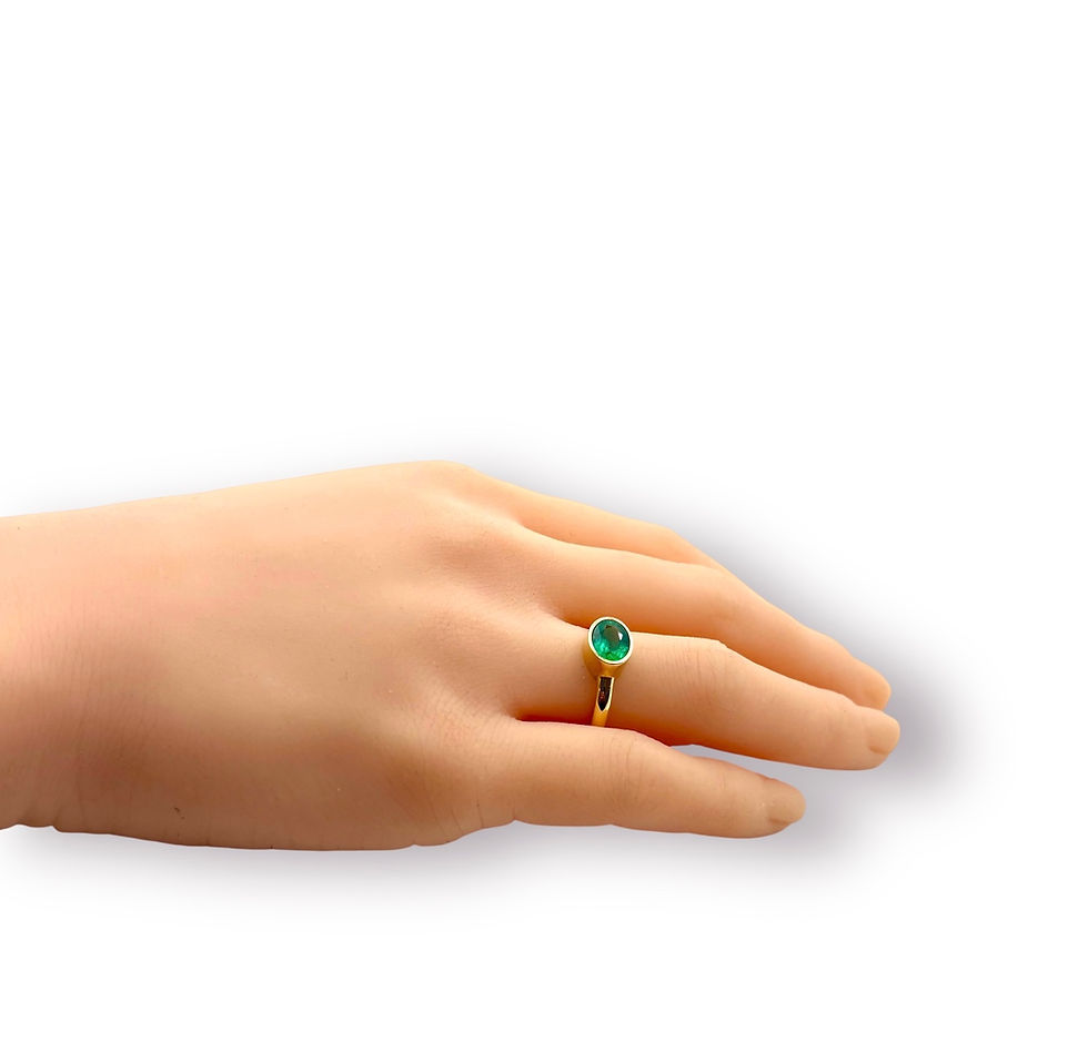 Miniaturbild: Unikat Ring mit Smaragd/ facettiert "oval" in 750er Gelbgold RW 53