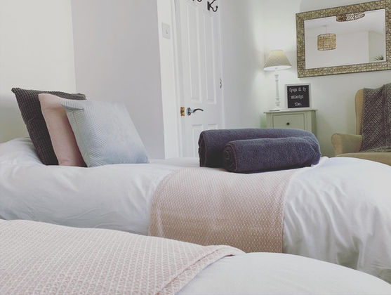 Twin bedroom