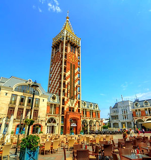view of cafes and tower on the Batumi Piazza - click to explore more information about Piazza Batumi