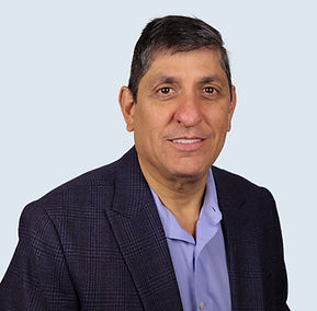 Bernardo De Hoyos_edited.jpg