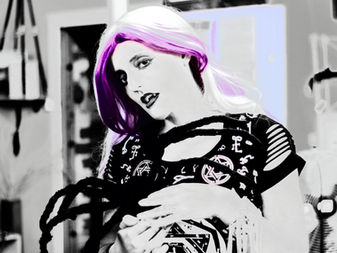 Glamourising the Self