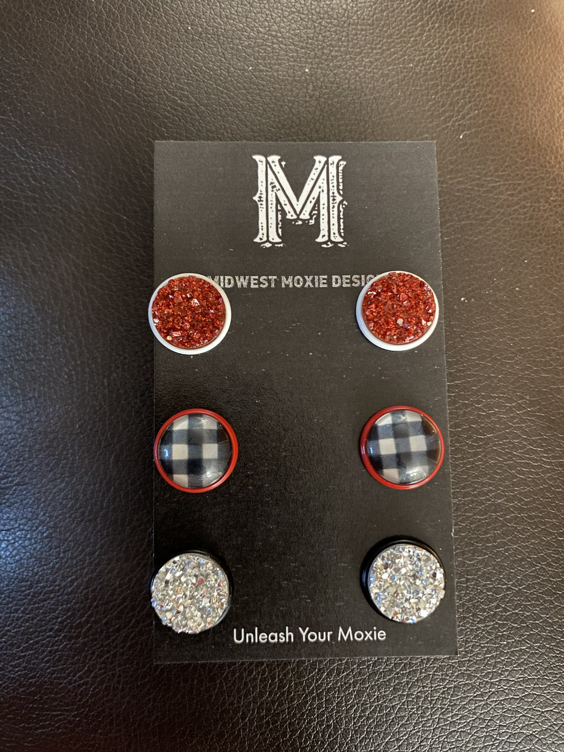 White Plaid Stud Set