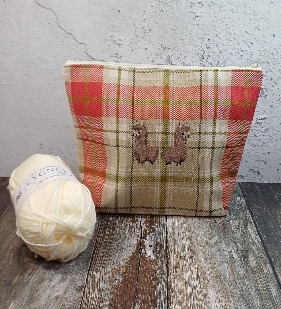 Machine Embroidered Alpacas Small/Medium Zipper Project Bag