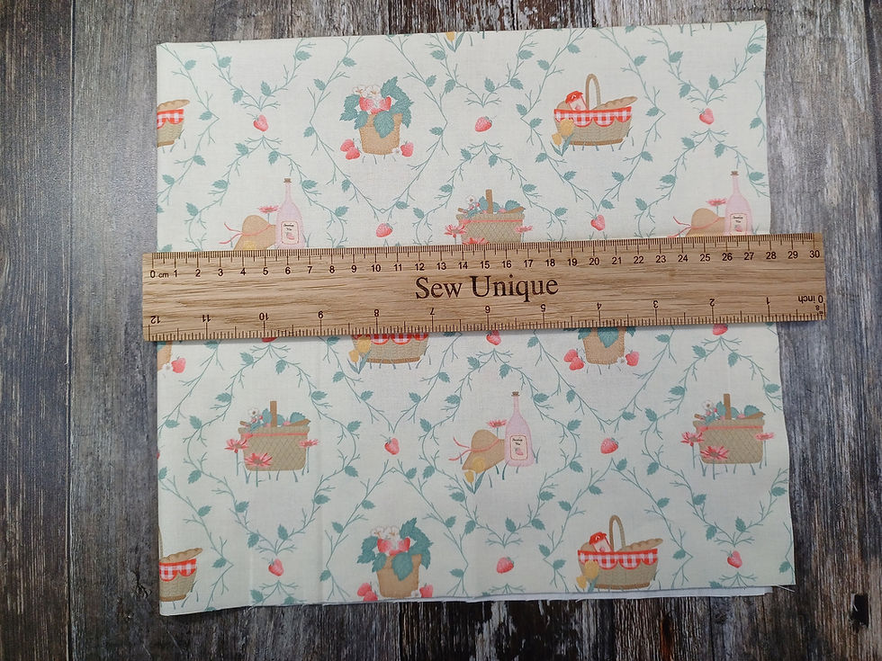 Thumbnail: Strawberry Picking 5 Piece Fat Quarter Bundle