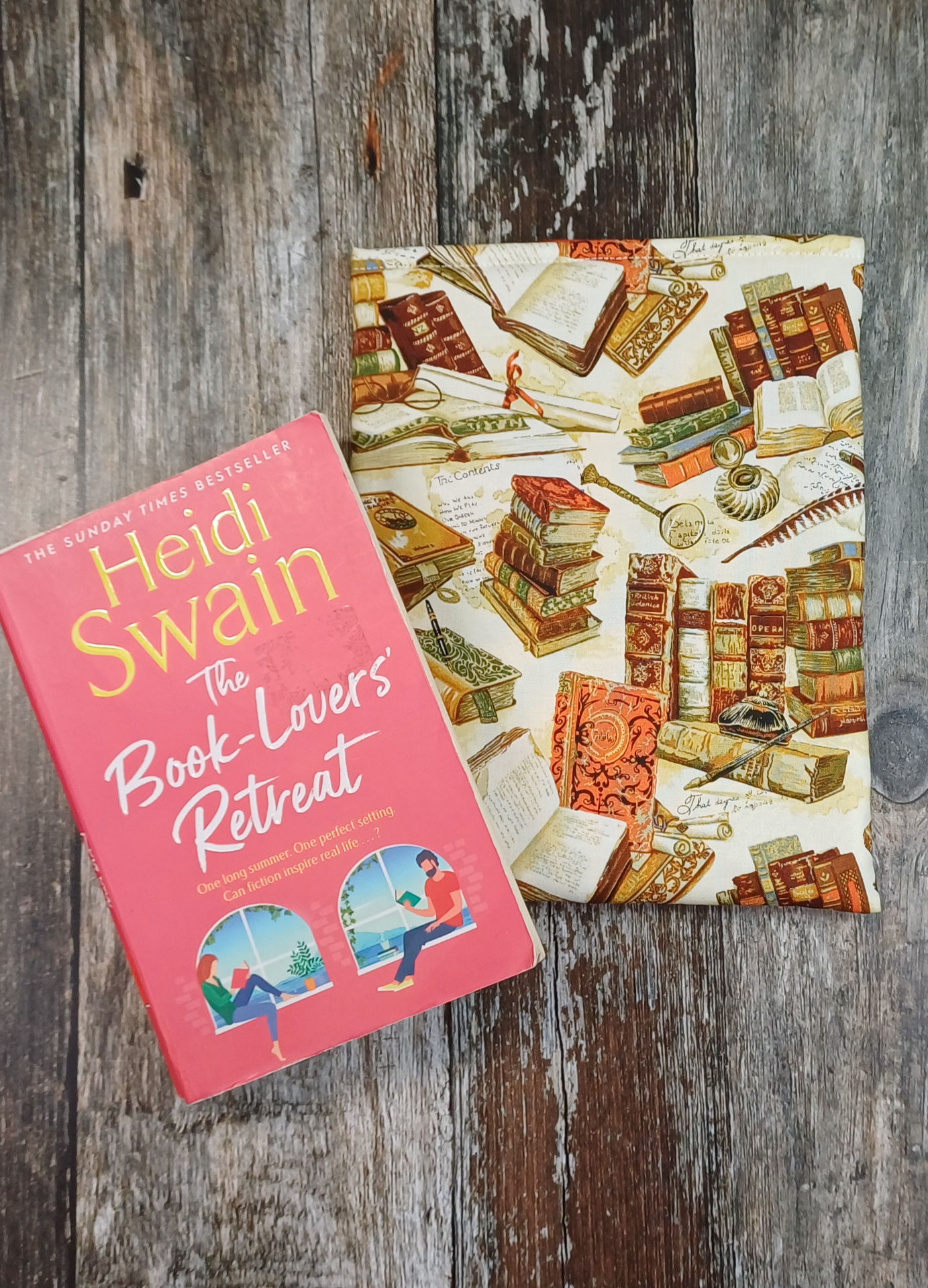 Vintage Books Book Sleeve