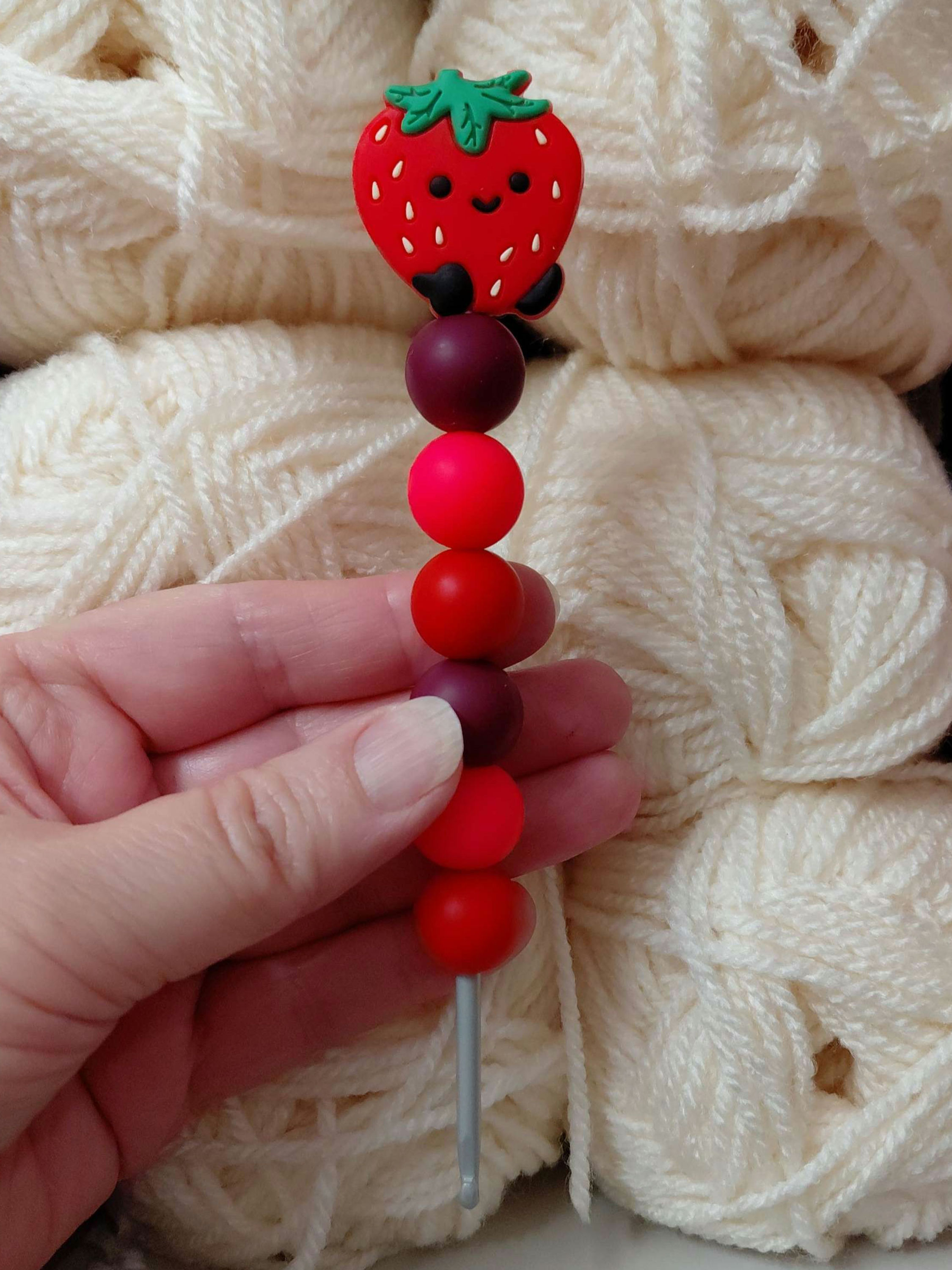 Crochet Hook Reds and Strawberry 3.5mm