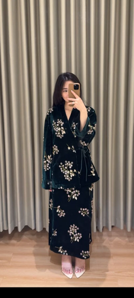 BK02 - By Kora Green Velvet Kimono Set