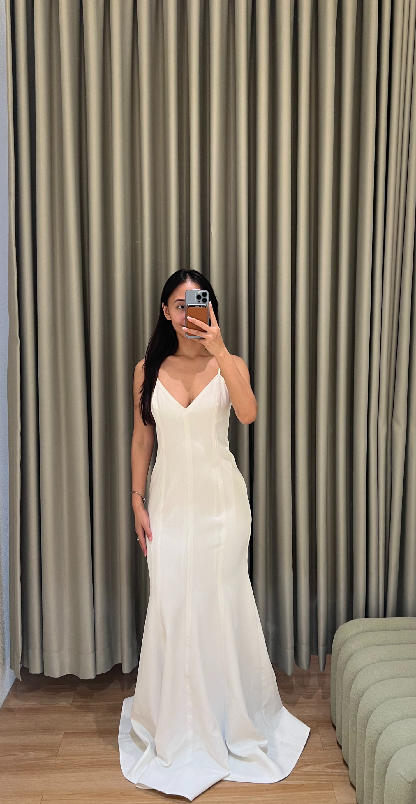 BK11 - By Kora White Dress V-neck Sleeveless