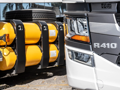 Caminhões e ônibus Logísticos elétricos e a gás têm alta de 663% nas vendas